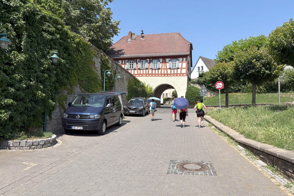Eingang zur historischen Altstadt in Hochheim