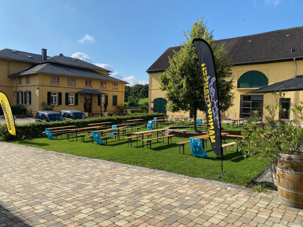 Wiesbaden Hof Armada